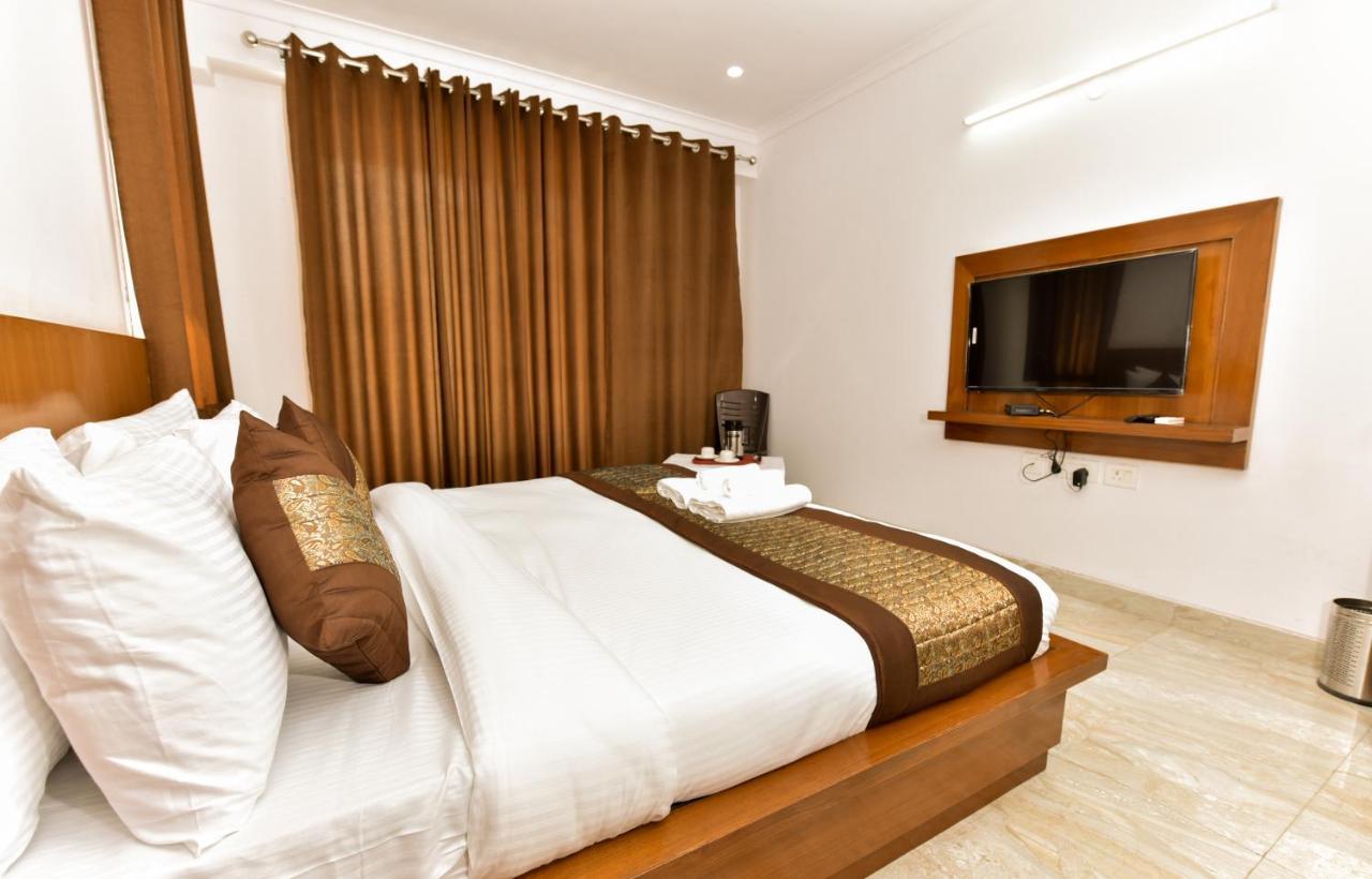 Hotel Luxury Collection Gurgaon Exterior foto